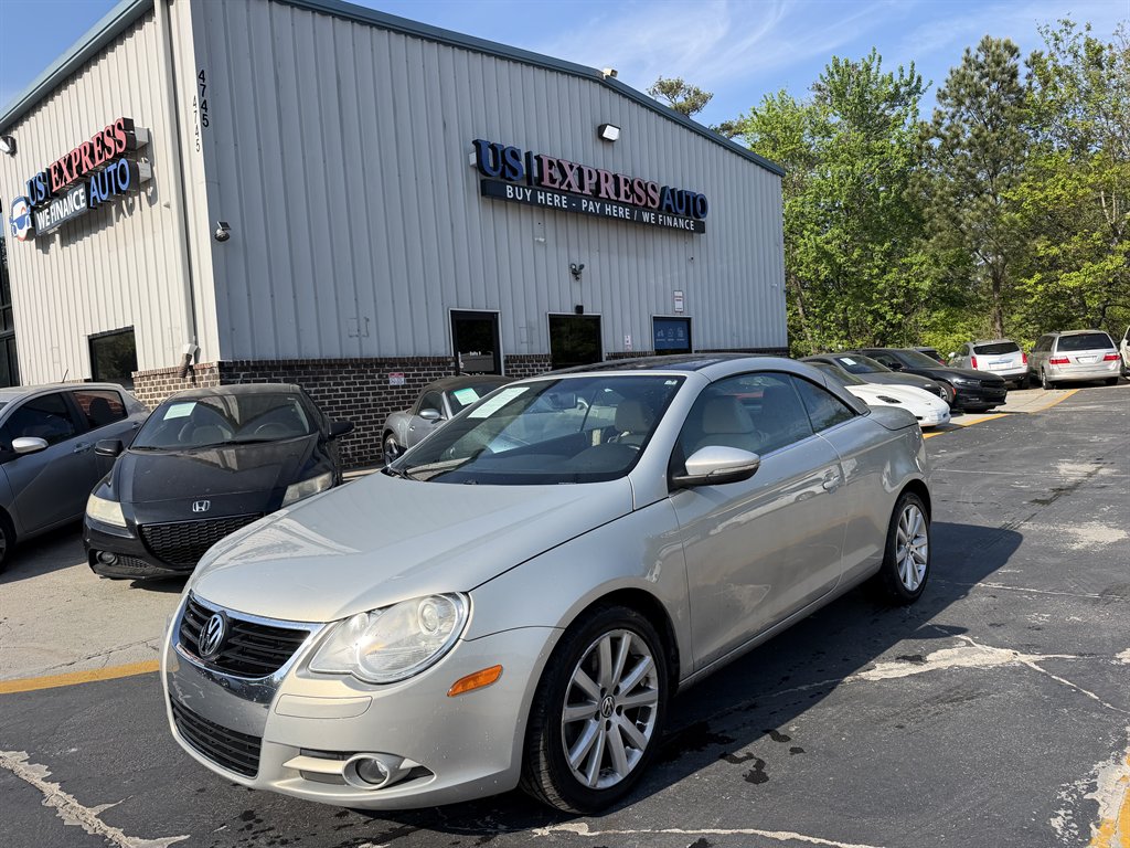 2010 Volkswagen Eos - $7,995