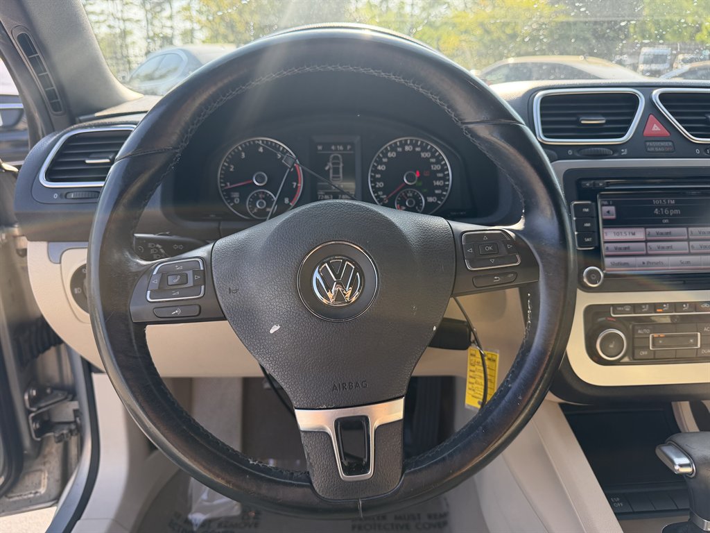 2010 Volkswagen Eos - $7,995