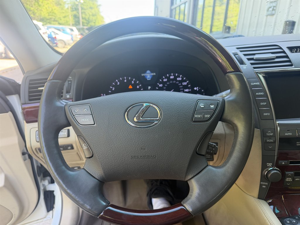 2007 Lexus LS - $10,995