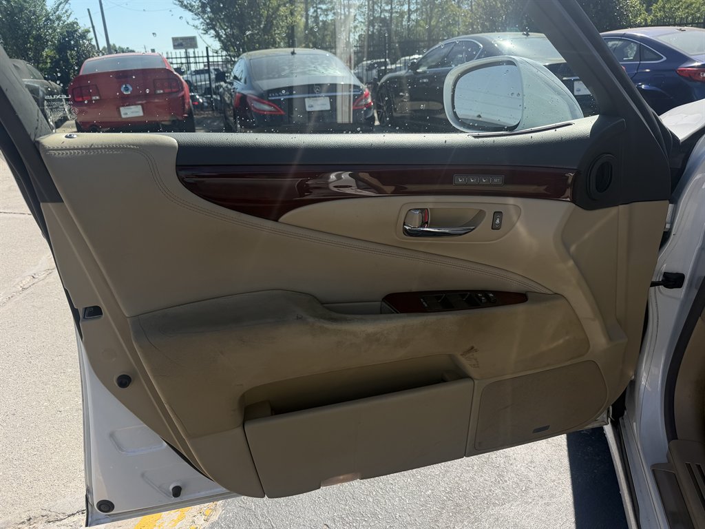 2007 Lexus LS - $10,995