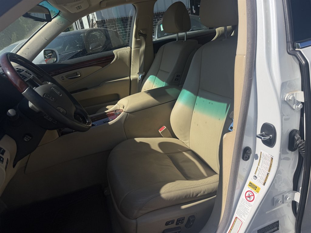 2007 Lexus LS - $10,995