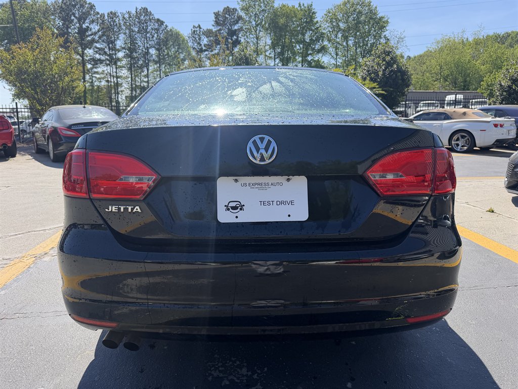 2012 Volkswagen Jetta - $4,995