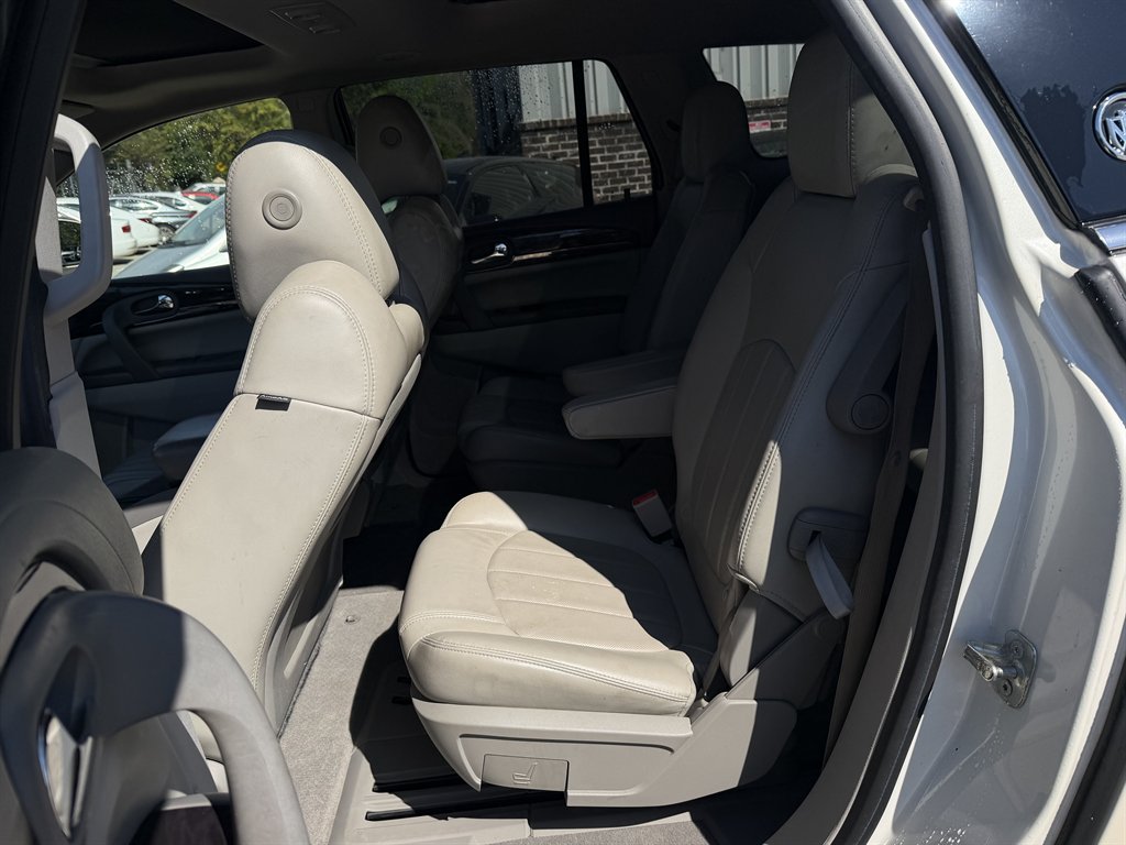 2015 Buick Enclave - $8,995