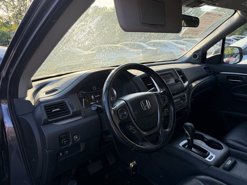 2017 Honda Ridgeline - $14,995