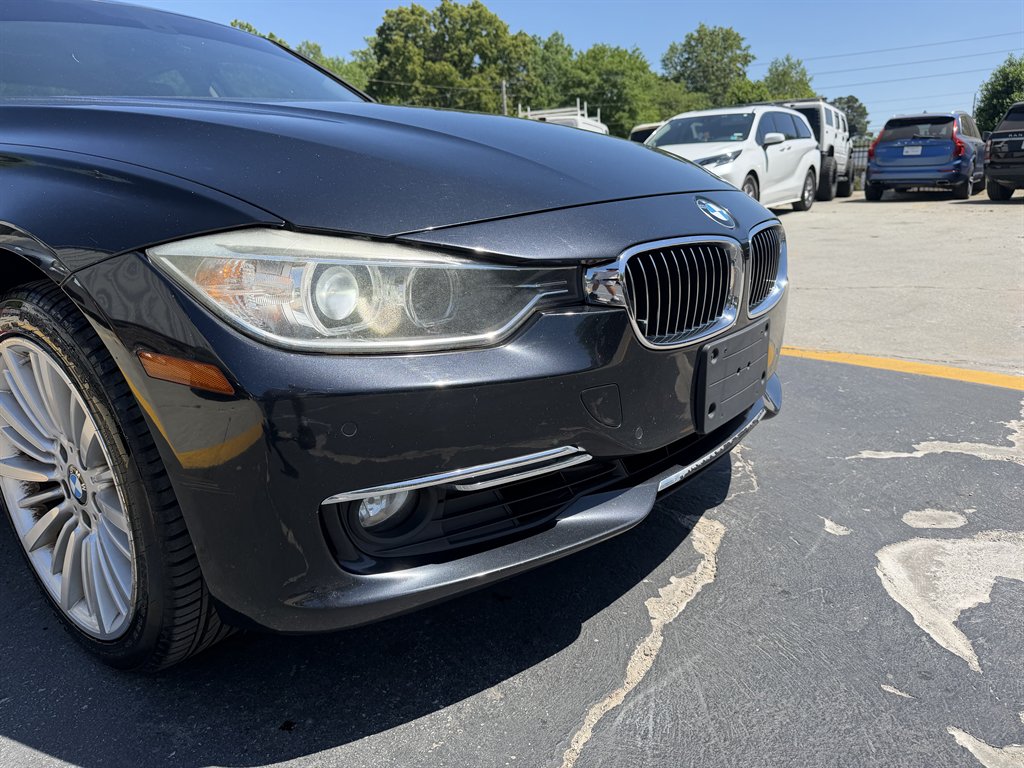 2015 BMW 3 Series - $8,175