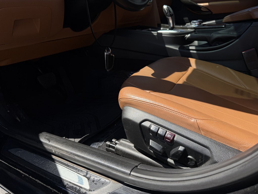 2015 BMW 3 Series - $8,175