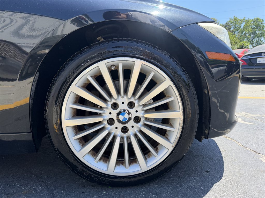2015 BMW 3 Series - $8,175