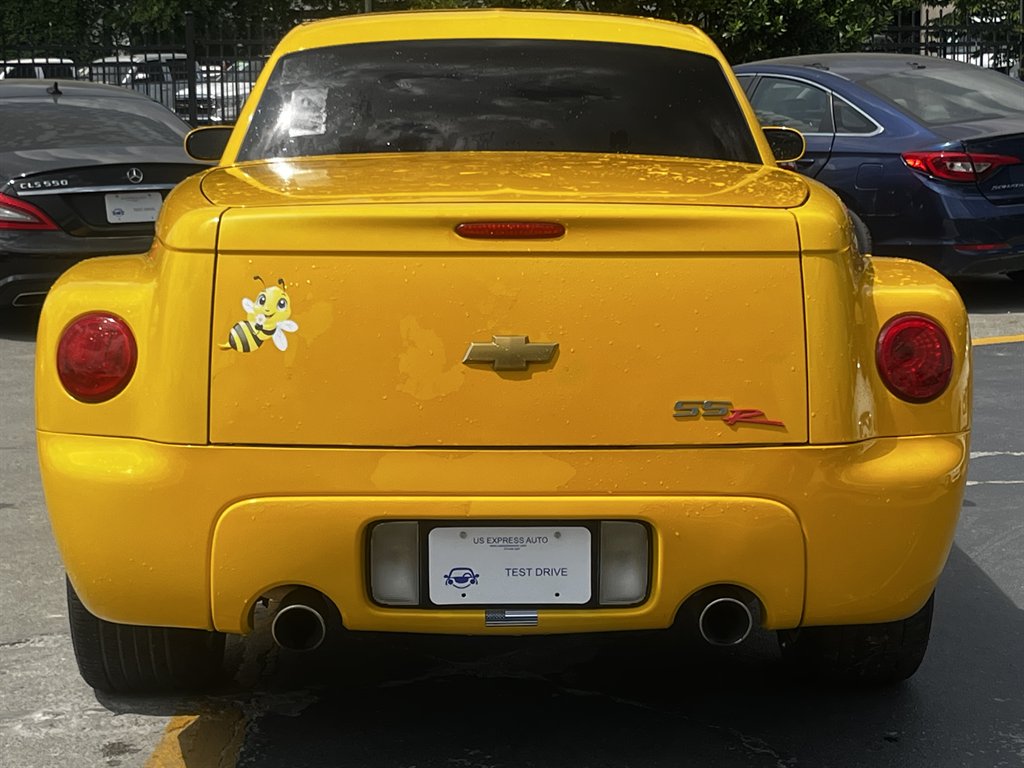 2004 Chevrolet SSR - $14,995