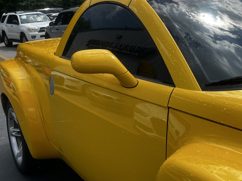 2004 Chevrolet SSR - $14,995