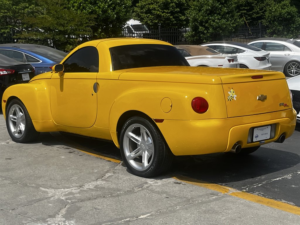 2004 Chevrolet SSR - $14,995