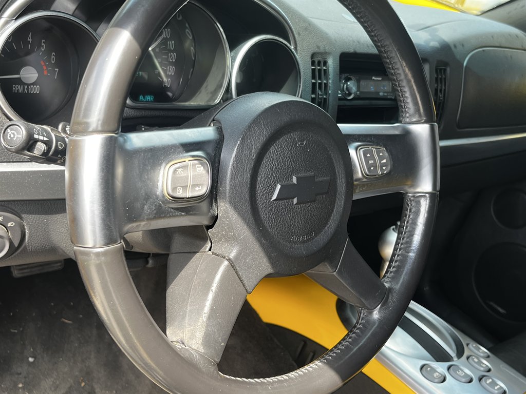 2004 Chevrolet SSR - $14,995