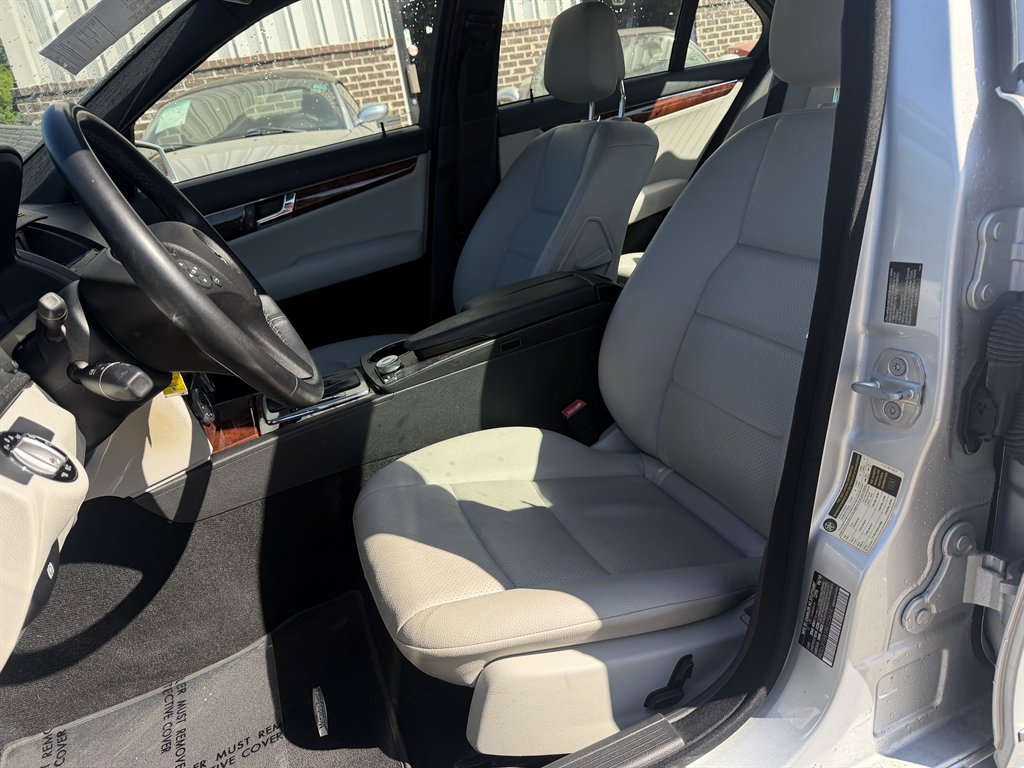 2010 Mercedes-Benz C-Class - $8,995