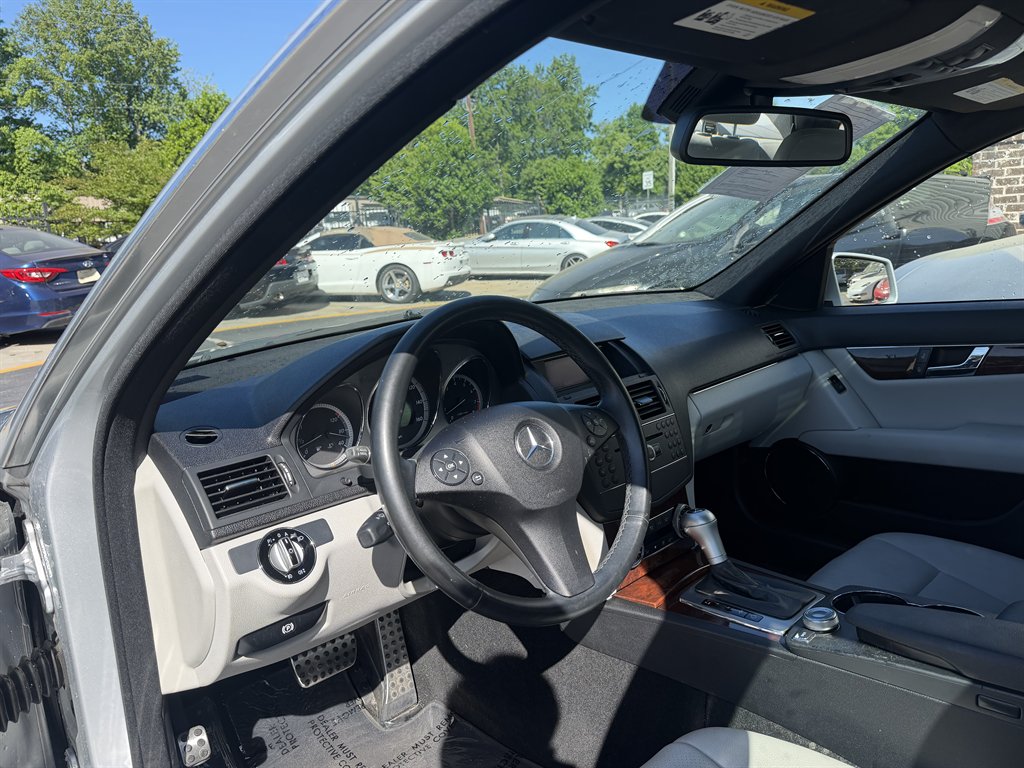 2010 Mercedes-Benz C-Class - $8,995