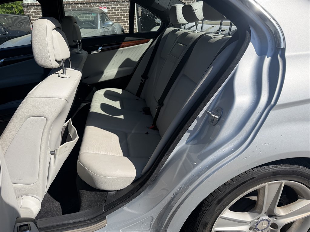2010 Mercedes-Benz C-Class - $8,995