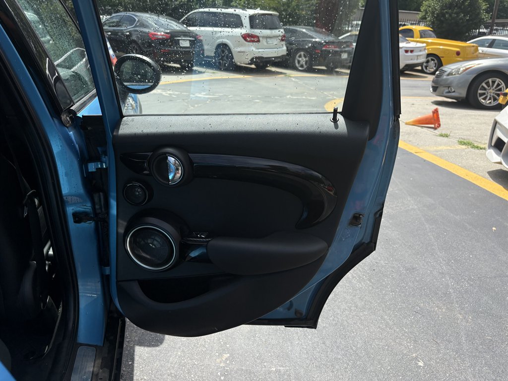 2015 MINI Cooper - $9,675
