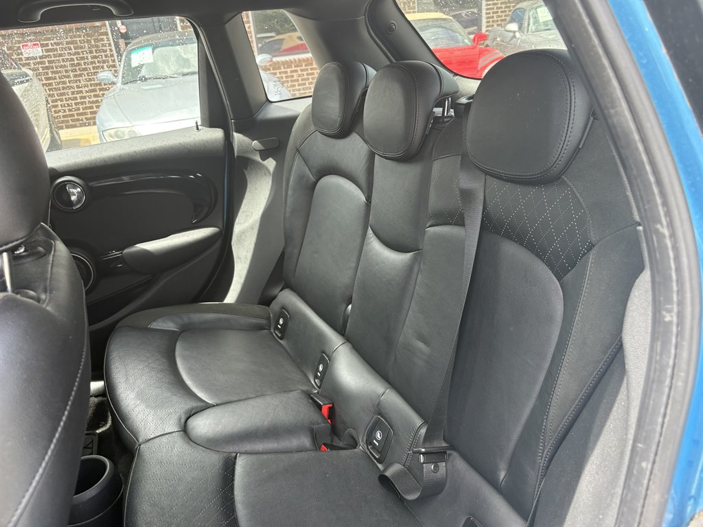 2015 MINI Cooper - $9,675