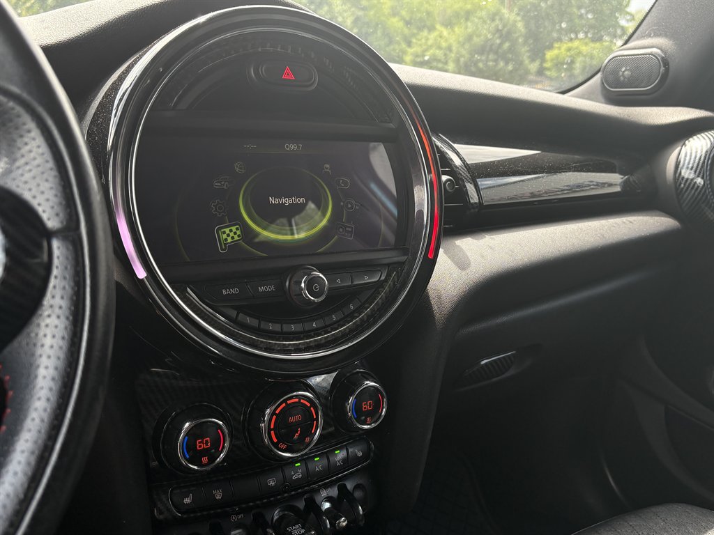2015 MINI Cooper - $9,675