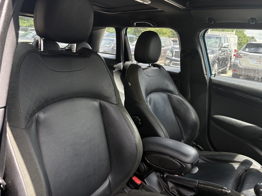 2015 MINI Cooper - $9,675