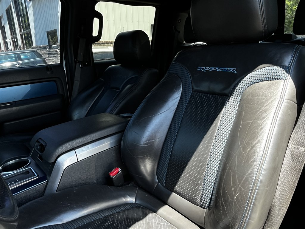 2013 Ford F150 - $19,995