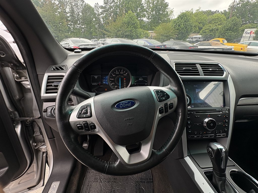 2015 Ford Explorer - $7,995