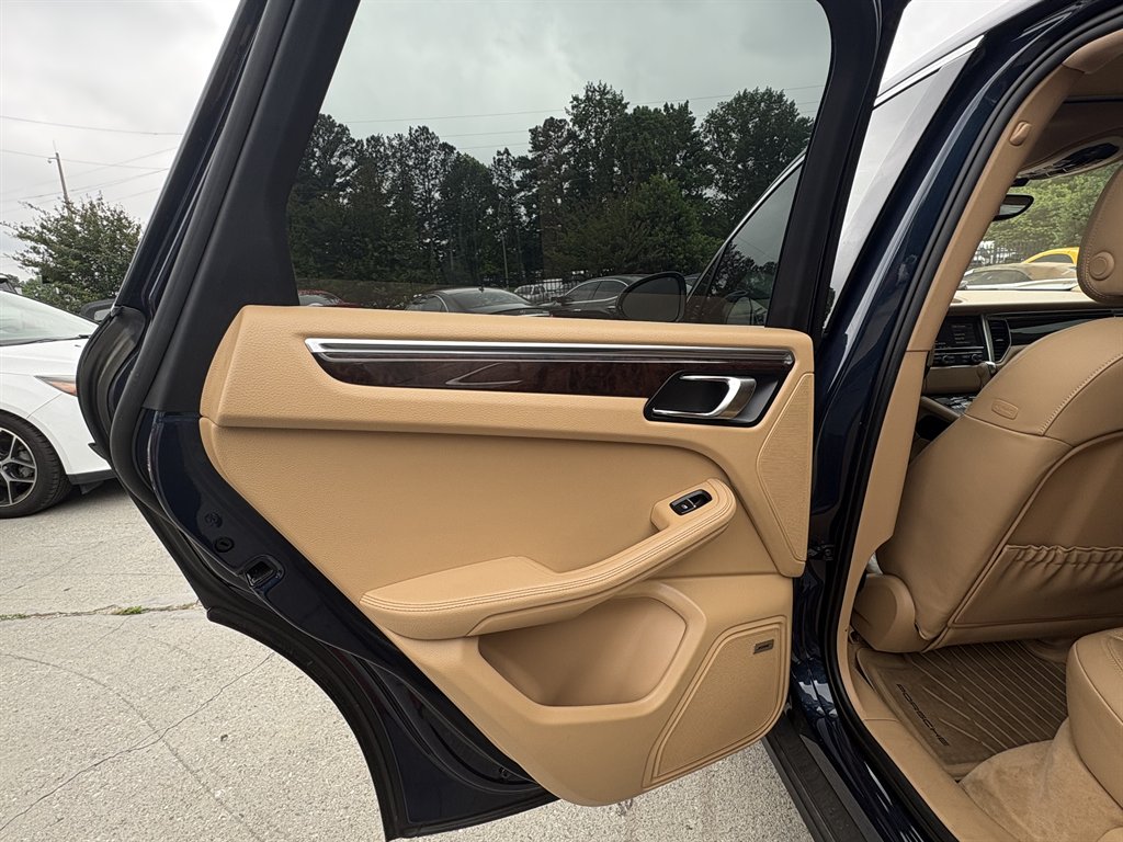 2016 Porsche Macan - $20,175