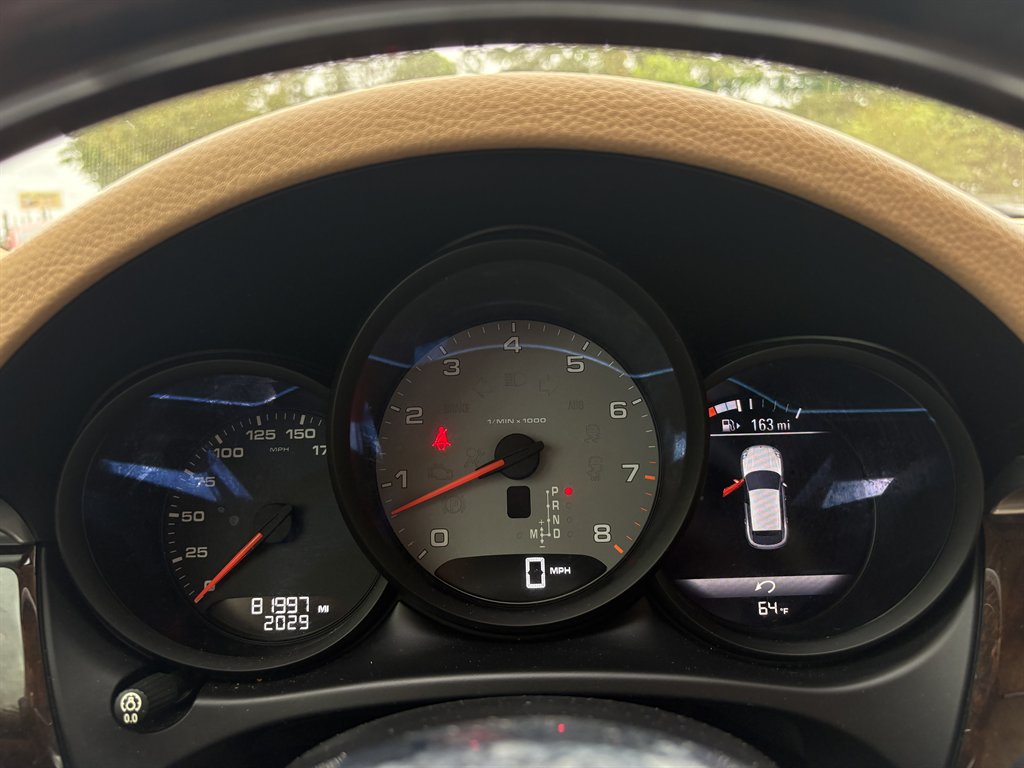 2016 Porsche Macan - $20,175
