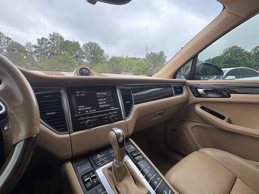 2016 Porsche Macan - $20,175