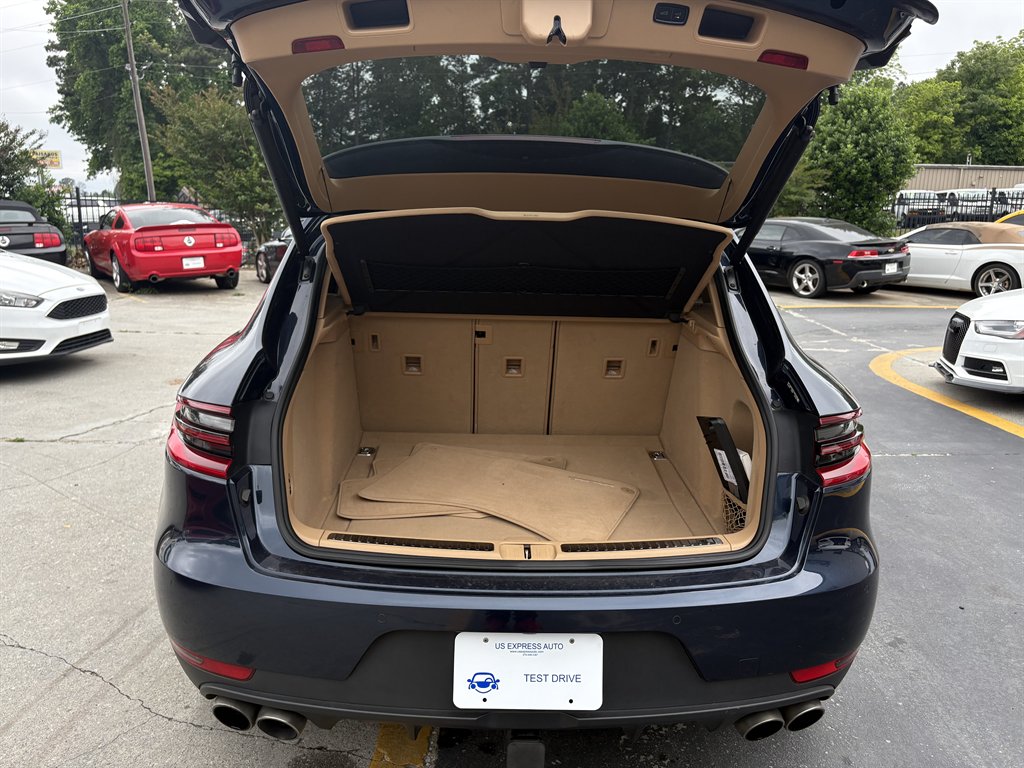 2016 Porsche Macan - $20,175