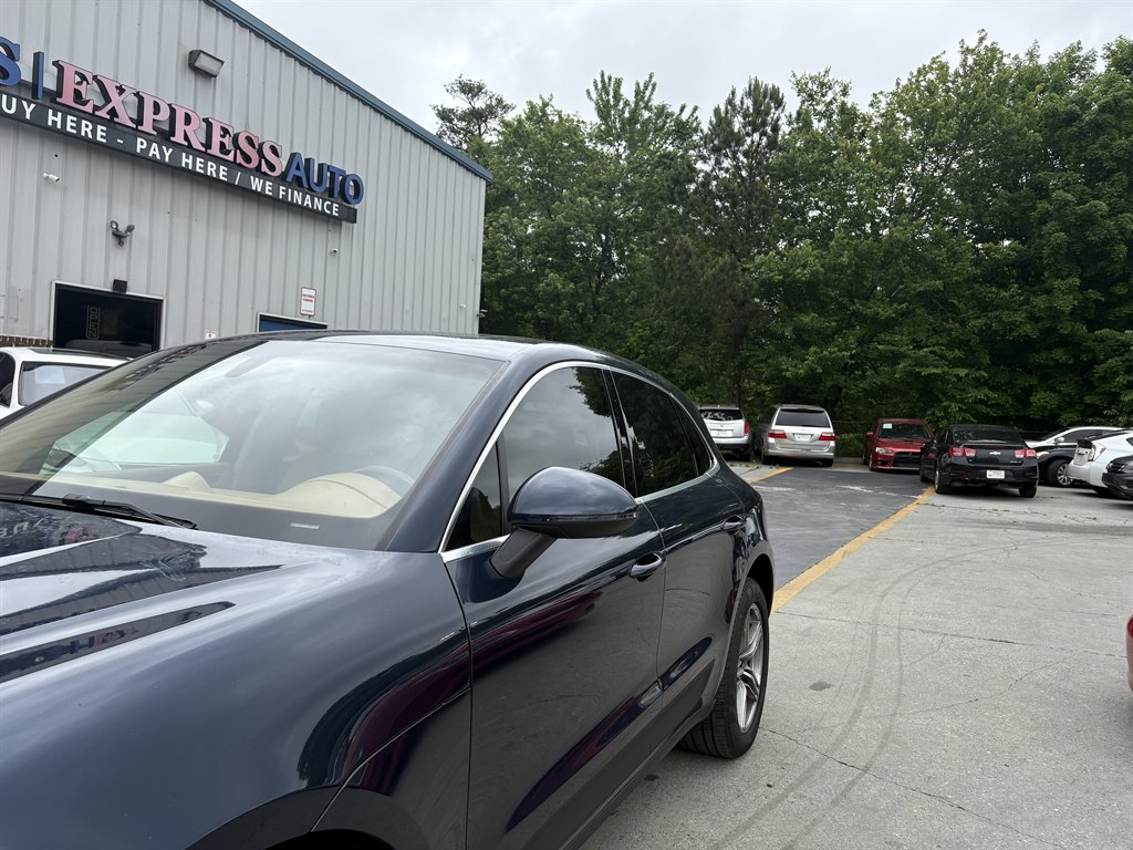 2016 Porsche Macan - $20,175