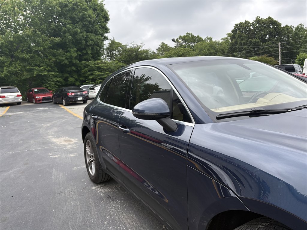 2016 Porsche Macan - $20,175