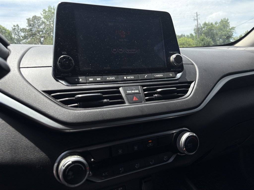 2019 Nissan Altima - $9,995