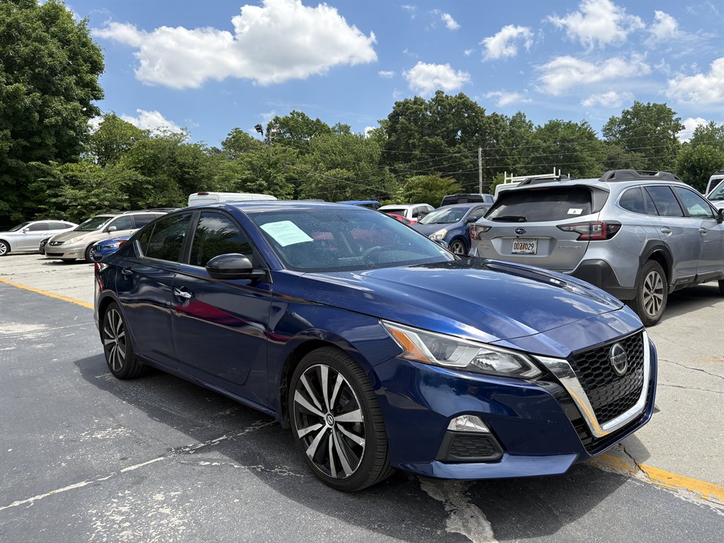 2019 Nissan Altima - $9,995