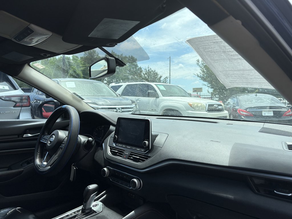 2019 Nissan Altima - $9,995