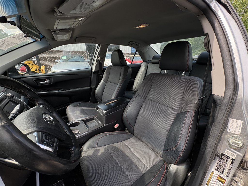 2016 Toyota Camry - $6,995