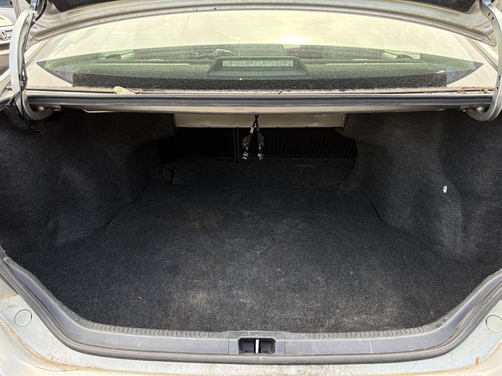 2016 Toyota Camry - $6,995