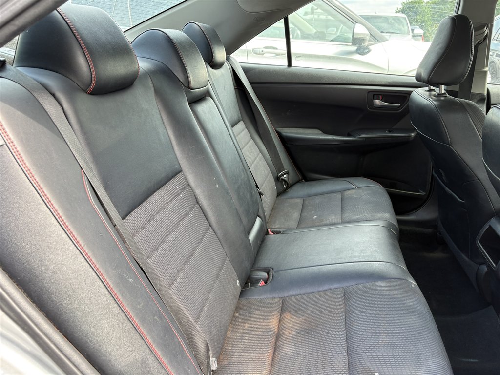 2016 Toyota Camry - $6,995