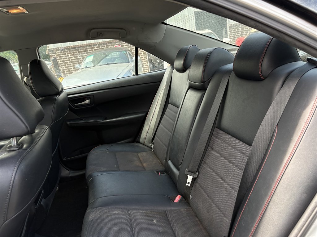 2016 Toyota Camry - $6,995