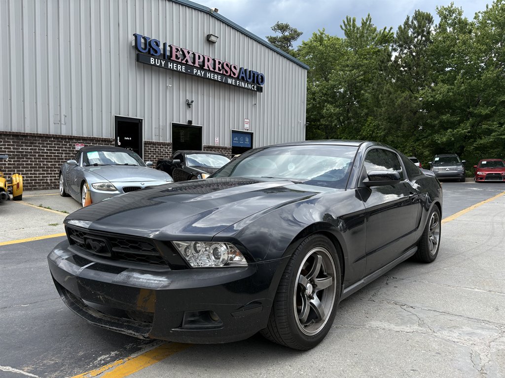2011 Ford Mustang - $7,995