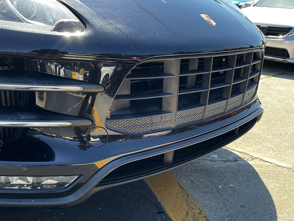2015 Porsche Macan - $12,995