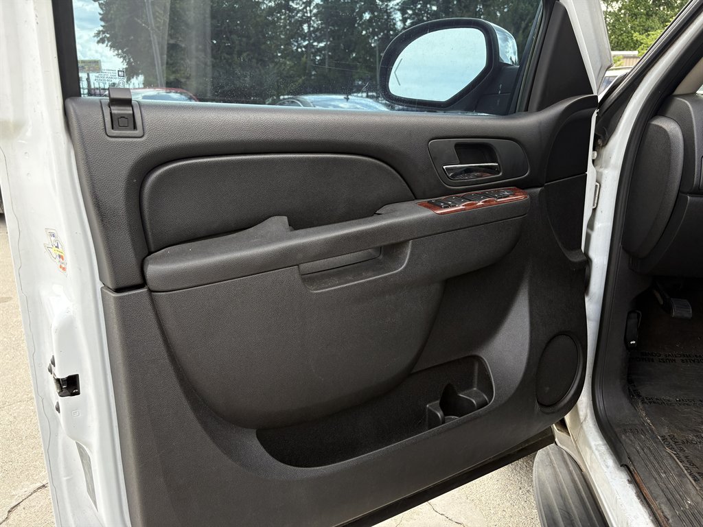 2011 Chevrolet Tahoe - $6,995