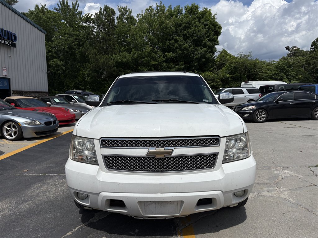 2011 Chevrolet Tahoe - $6,995