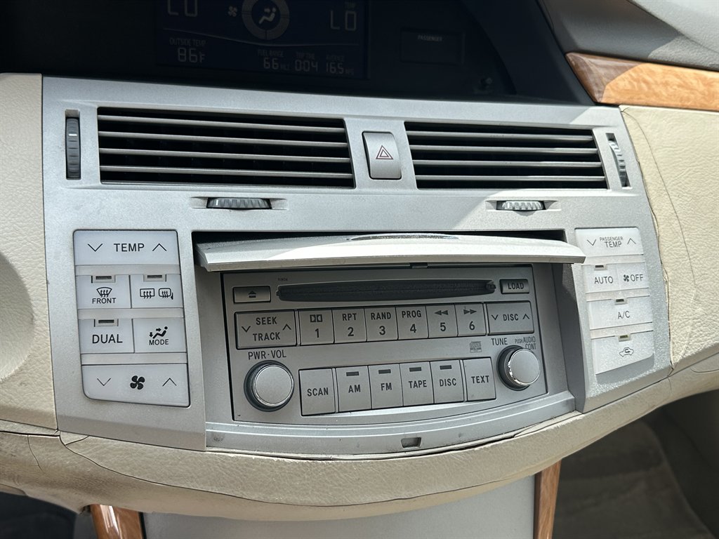 2005 Toyota Avalon - $6,995