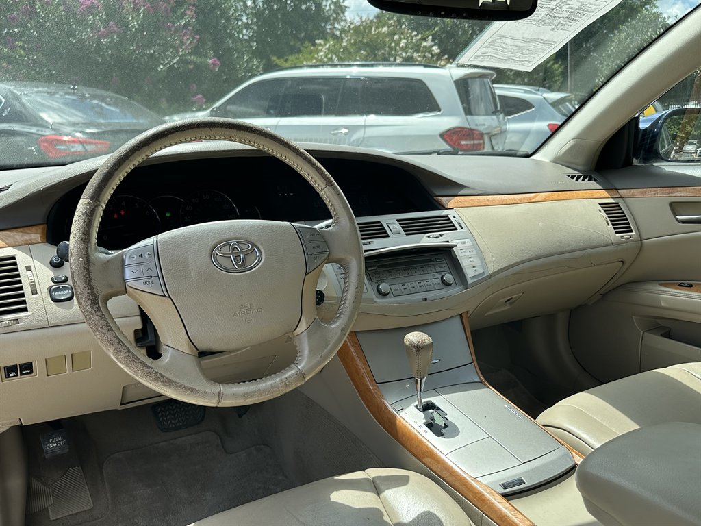 2005 Toyota Avalon - $6,995