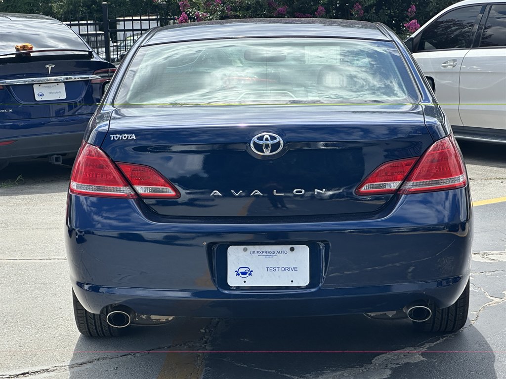 2005 Toyota Avalon - $6,995