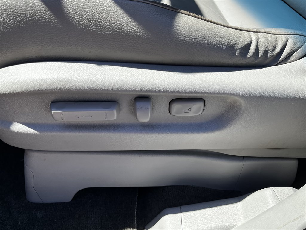 2012 Honda Odyssey - $7,995