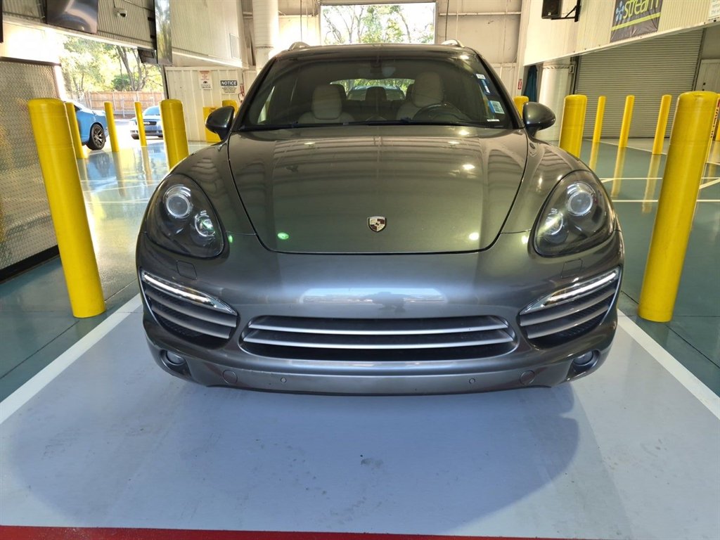 2014 Porsche Cayenne - $14,995