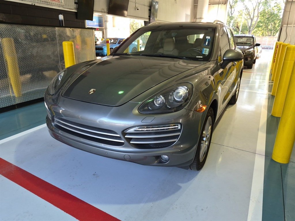 2014 Porsche Cayenne - $14,995