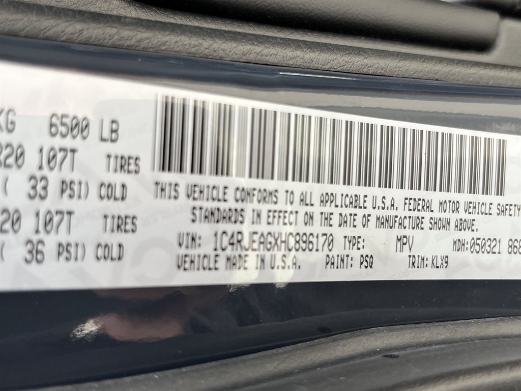 2017 Jeep Cherokee - $9,995