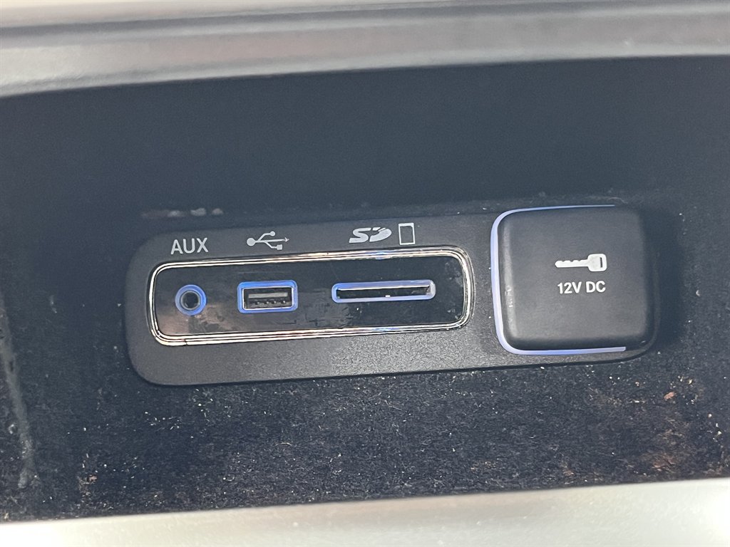 2017 Jeep Cherokee - $9,995