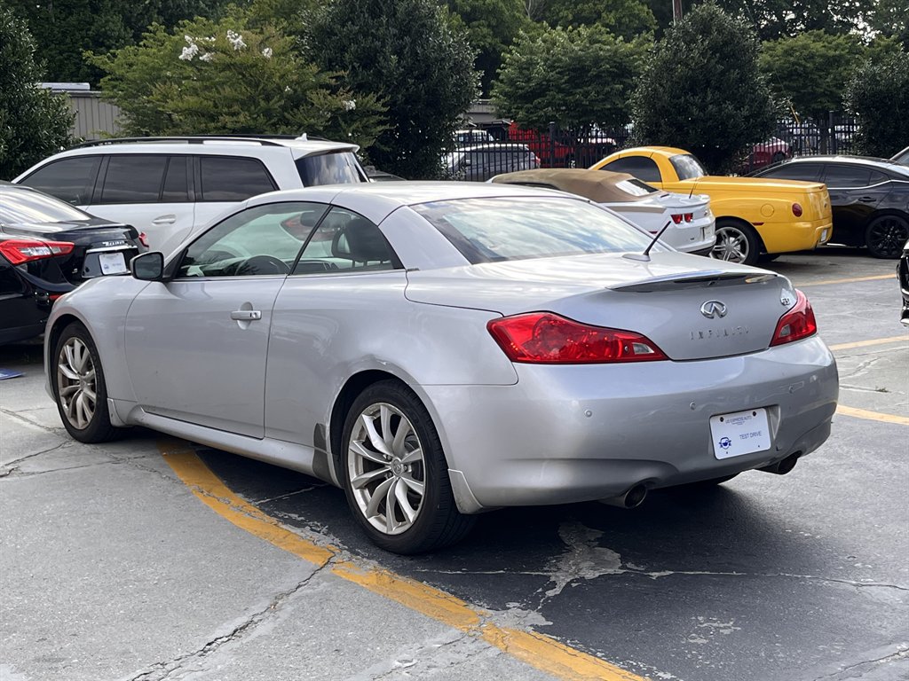 2012 INFINITI G - $10,995